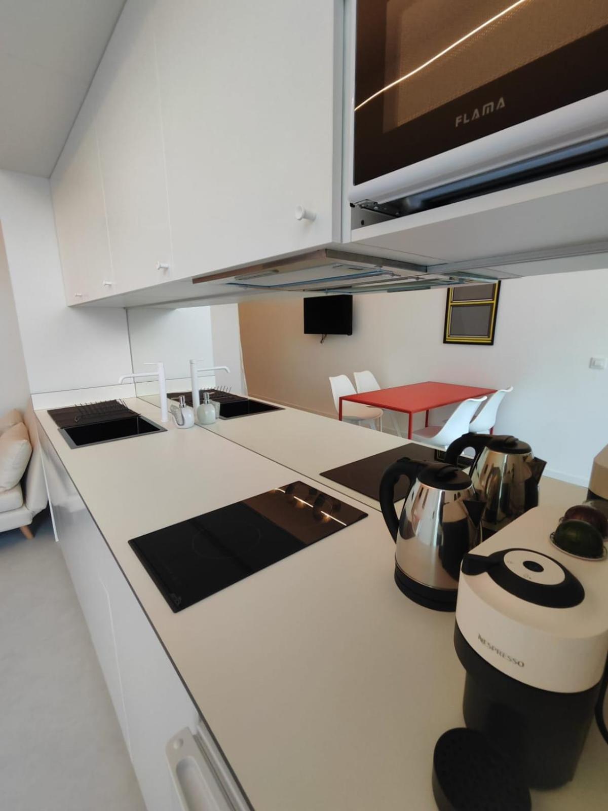 Carisan1 6 Min To Modern Bright Appartement